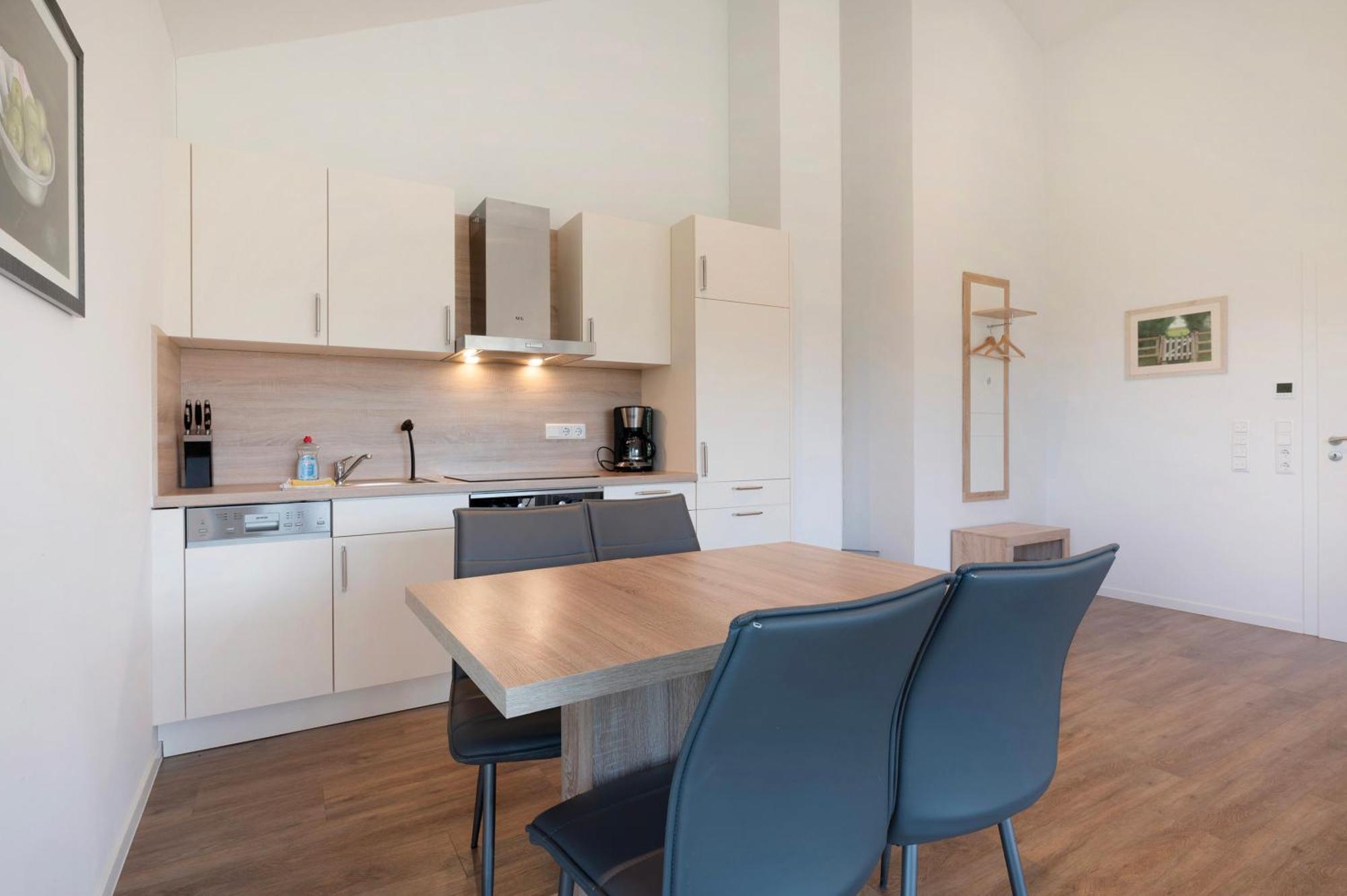 Auszeit Apartment Hatten Ngoại thất bức ảnh